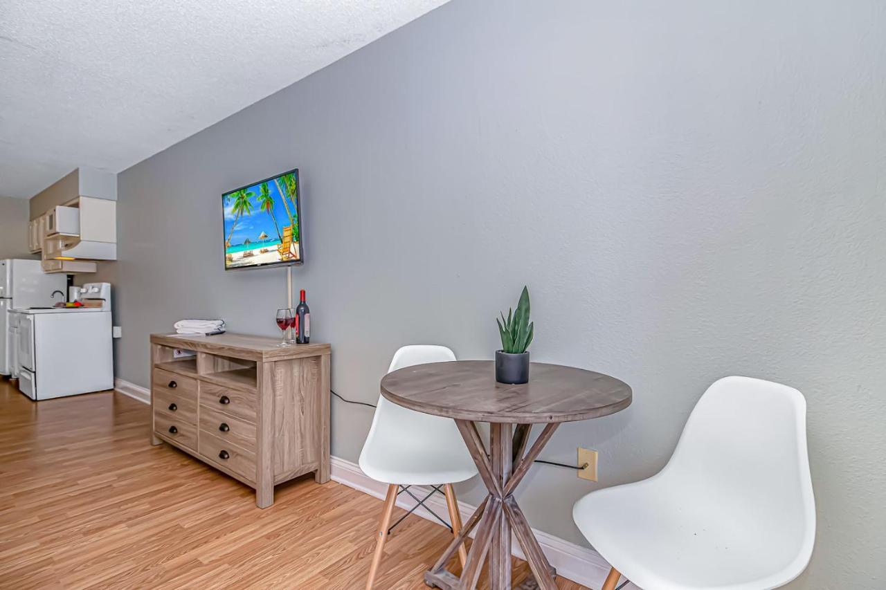 Renovated And Modern! Beautifully Updated Queen Suite! Sea Mist Resort 50410 Perfect For 2-4 Guests! Myrtle Beach Exterior foto